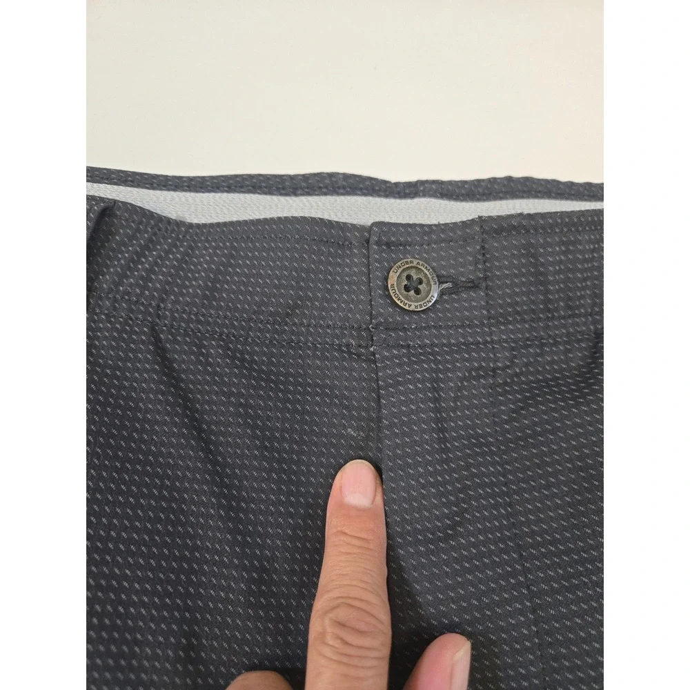 Under Armour Mens Gray‎ Match Play Novelty Golf Shorts Size 34 Style 1362498